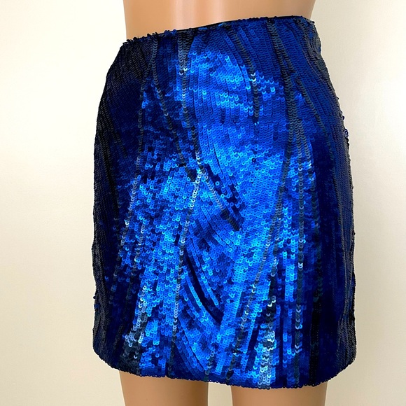 NWT Bebe blue & black sequin skirt size 2 - Picture 1 of 16